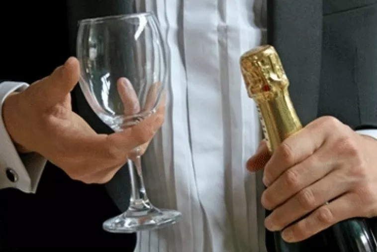 Od prodaje šampanjaca Francuzi lani u blagajnu pospremili rekordnih 4,75 milijardi eura