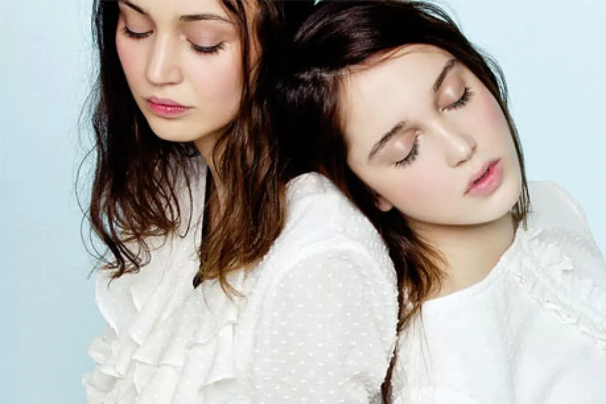 Ženstveni minimalizam u novoj LuLu Couture kolekciji