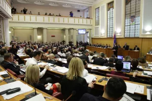 Umjesto o proračunu, u Saboru o skupim kreditima i darovima