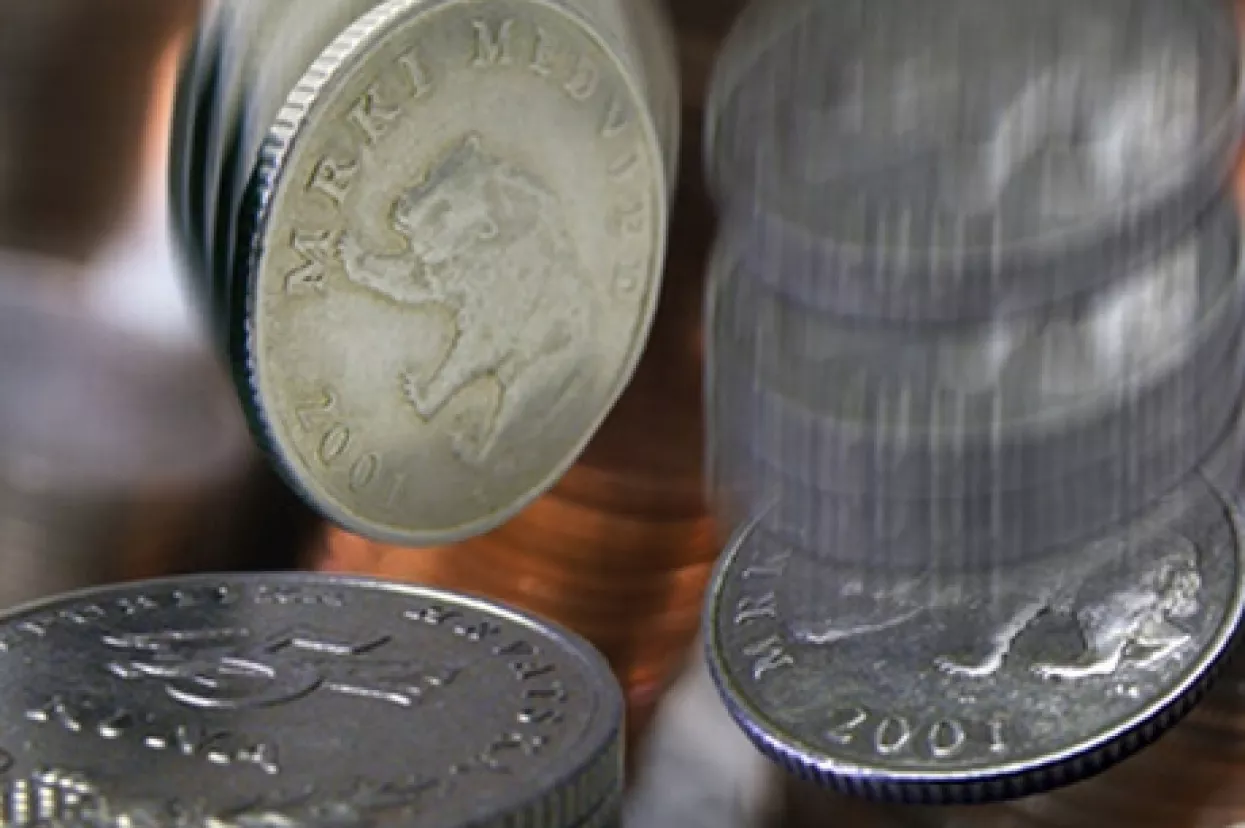 Rekordni pad potro&scaron;ačkih cijena u veljači