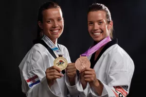 Sestre Zaninović odmjerit će snage na 1. hrvatskom Pillow Fight Day-u