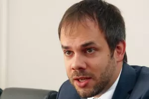 Nova metodologija donosi više zaposlenih i niže plaće