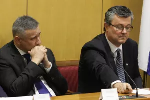 "Još uvijek imaš povjerenje, kad ga ne budeš imao - odlaziš!"