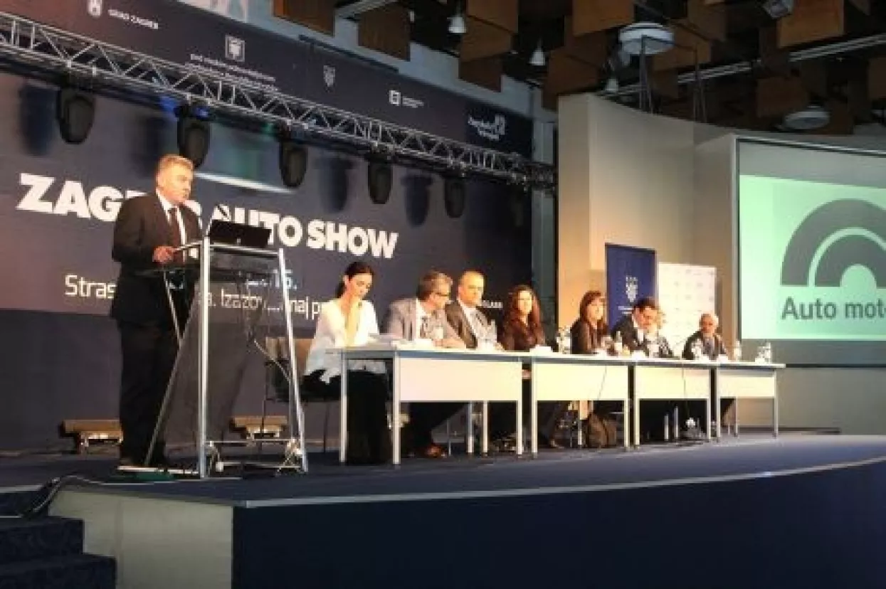 Od iduće godine ponovo pretporez na kupovinu automobila?