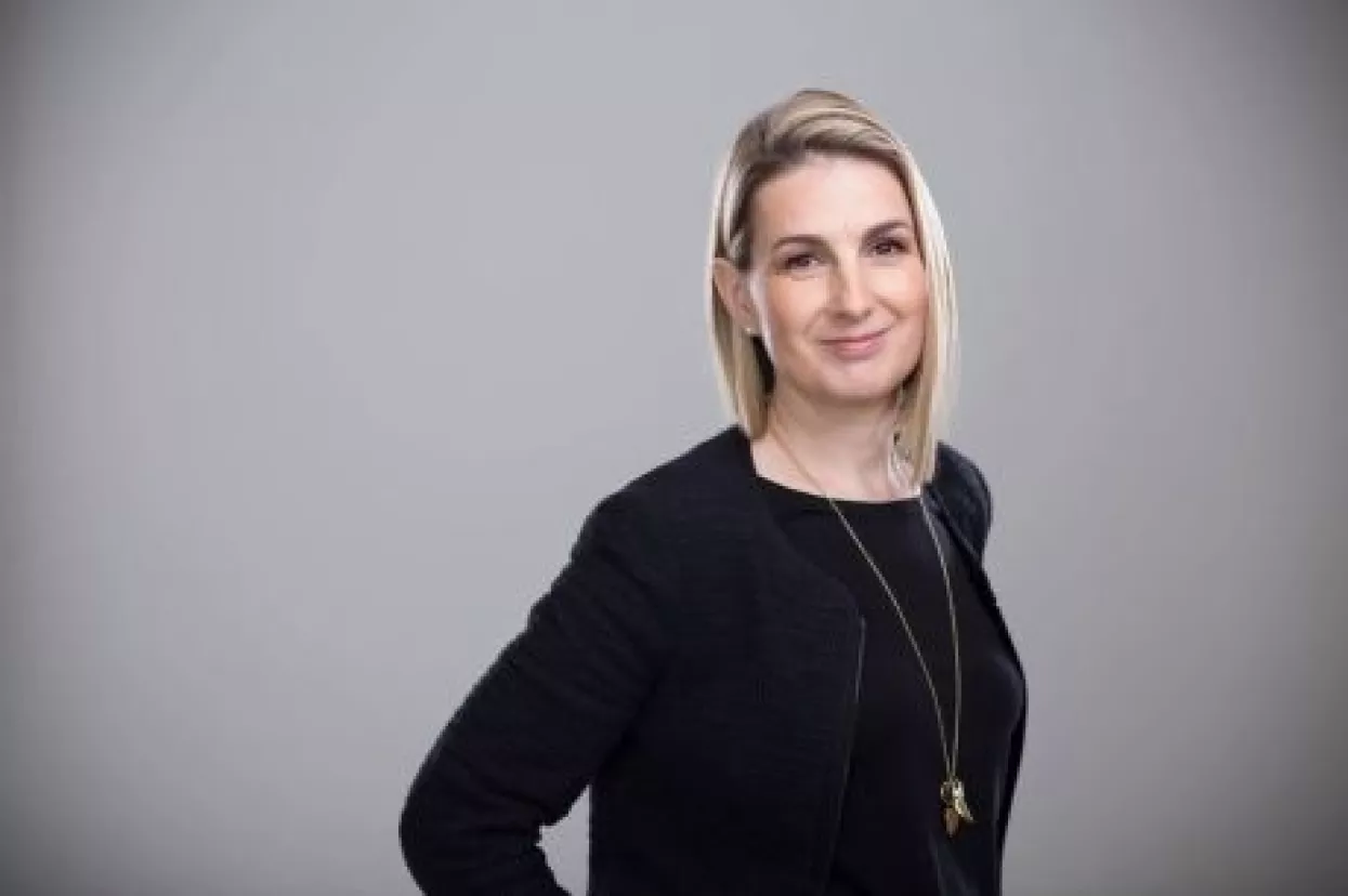 After work u tenisicama za više od 3.500 poslovnjaka