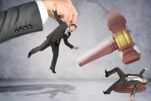 Vanjski menadžer u obiteljskoj tvrtki  (iliti &lsquo;prase u Teheranu&rsquo;)