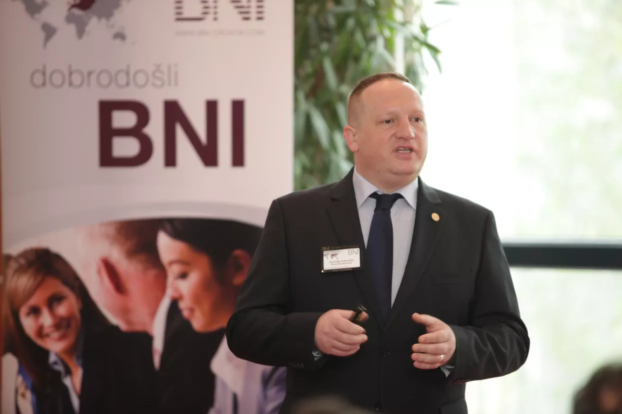 Poslovnim umrežavanjem generiraju oko 9, 3 milijarde dolara zarade