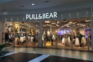 Trgovina Pull&Bear otvorena u novom konceptu u Arena Centru