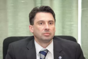 Porezna uprava: Zašto je ograničen službeni put