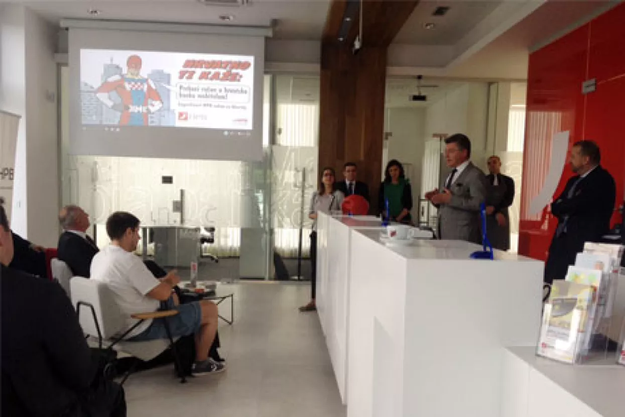 Korisnici HPB-a od sada mogu tekući račun otvoriti i online