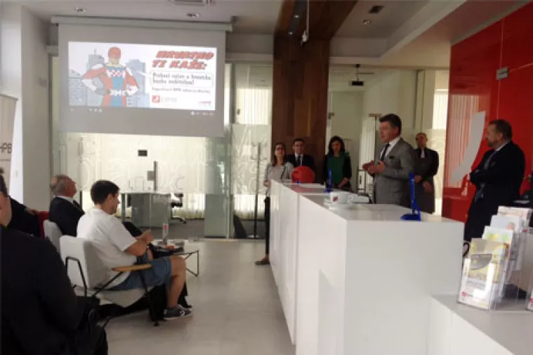 Korisnici HPB-a od sada mogu tekući račun otvoriti i online