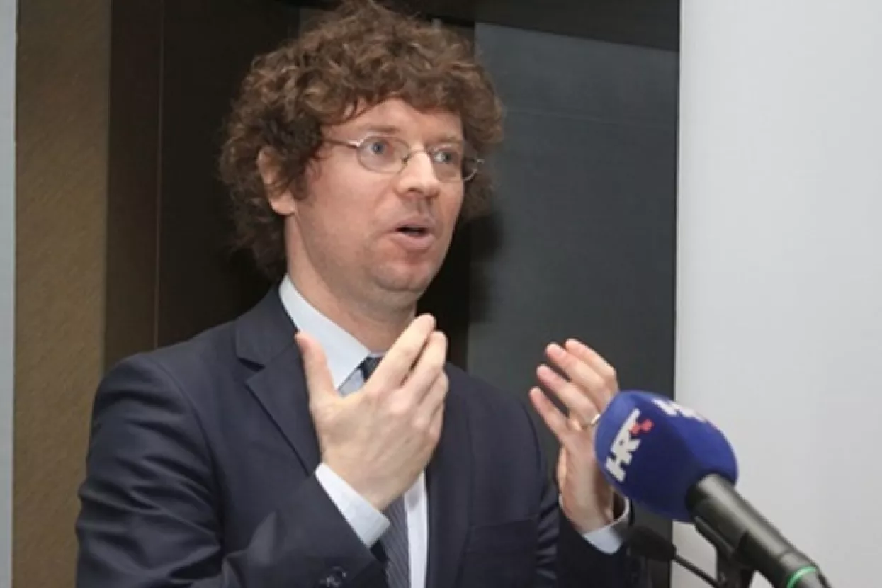 Šustar pozvao Jokića da završi rad na kurikularnoj reformi, Radnu skupinu prozvao zbog kašnjenja