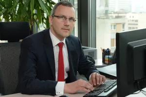 Hrvoje Krstulović ostaje na čelu Udruženja društava za upravljanje investicijskim fondovima HGK