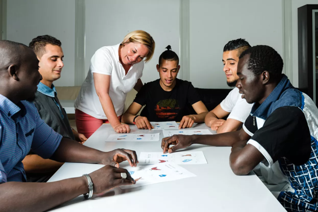 Migranti i dalje (očekivano) slabo prolaze na tržištu rada