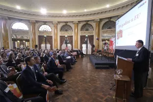 Konferencija Tri godine u EU: Investicijama protiv nezaposlenosti