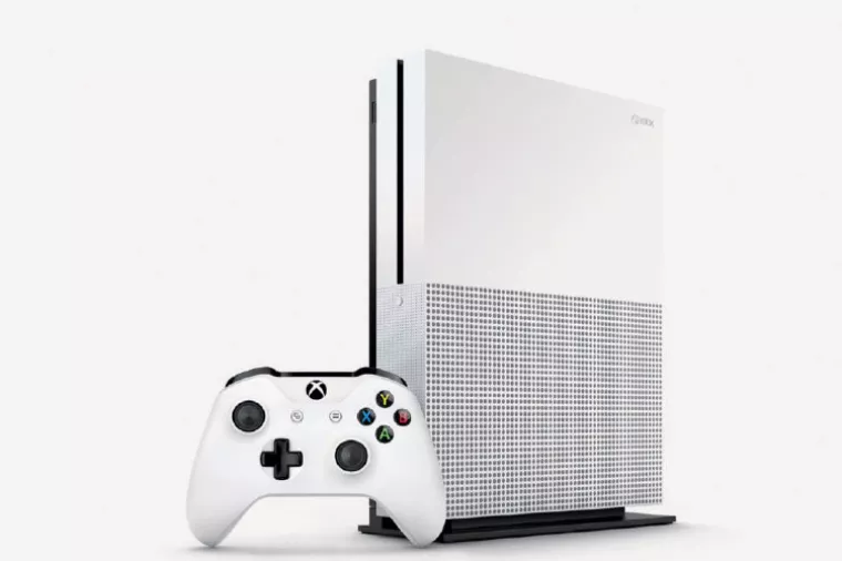 Prvo manji, a onda i snažniji Xbox