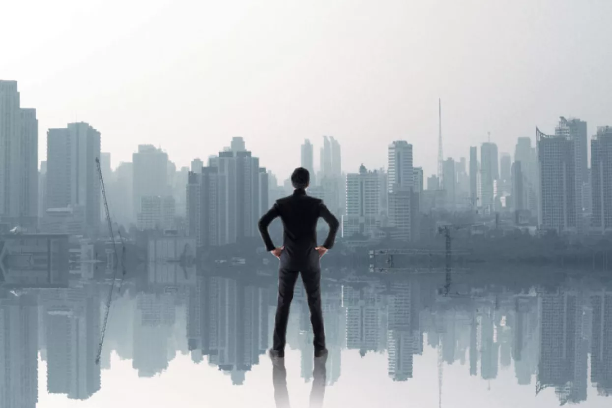 Nastavlja se pad povjerenja u poslovnu elitu i političare