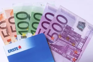 Erste banka pokrenula blog 'Bez kravate'