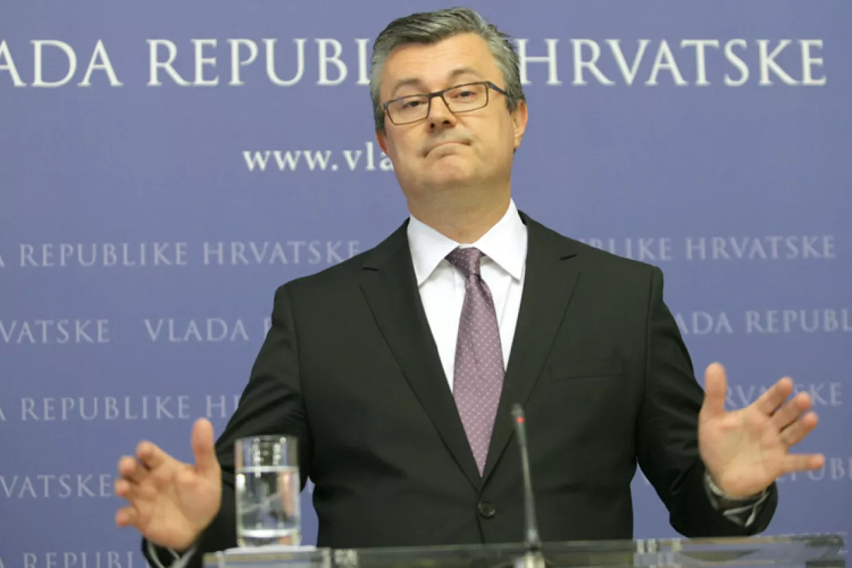 Premijer Orešković: Prozivke da Vlada prekoračuje svoje ovlasti su politički spinovi