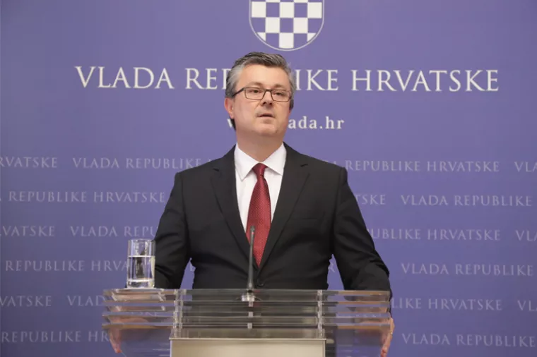 Ne izlazi na izbore ali obećava: Orešković predviđa rast gospodarstva od 2,5 posto u ovoj godini