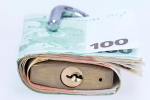 Fina: Smanjen broj građana s blokiranim računom, ali dug raste