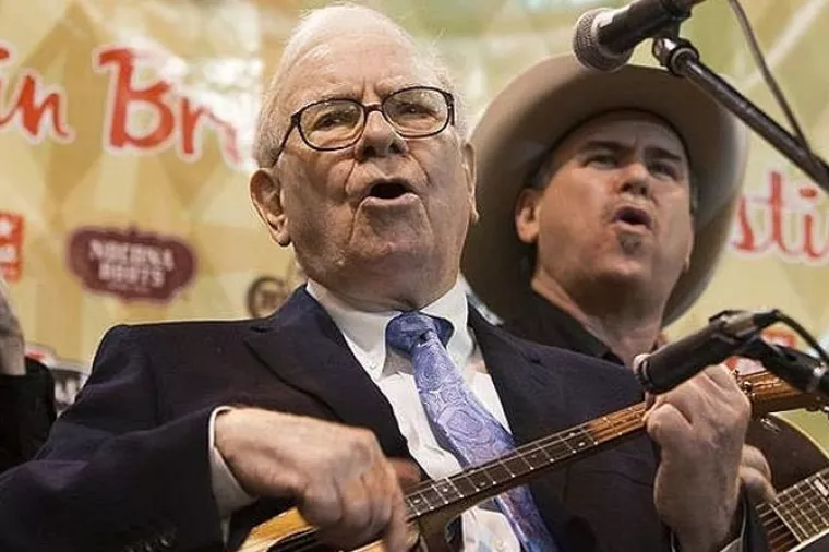 Dobit Buffettovog Berkshirea porasla 25 posto, podbacili sektori 'stare ekonomije'