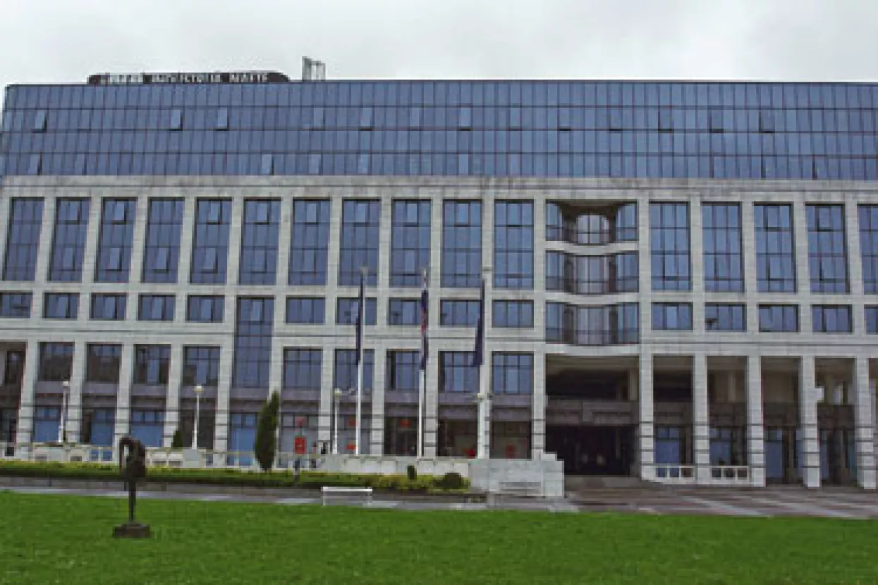 Pobjednik izbora odmah treba potražiti rješenje za Inu