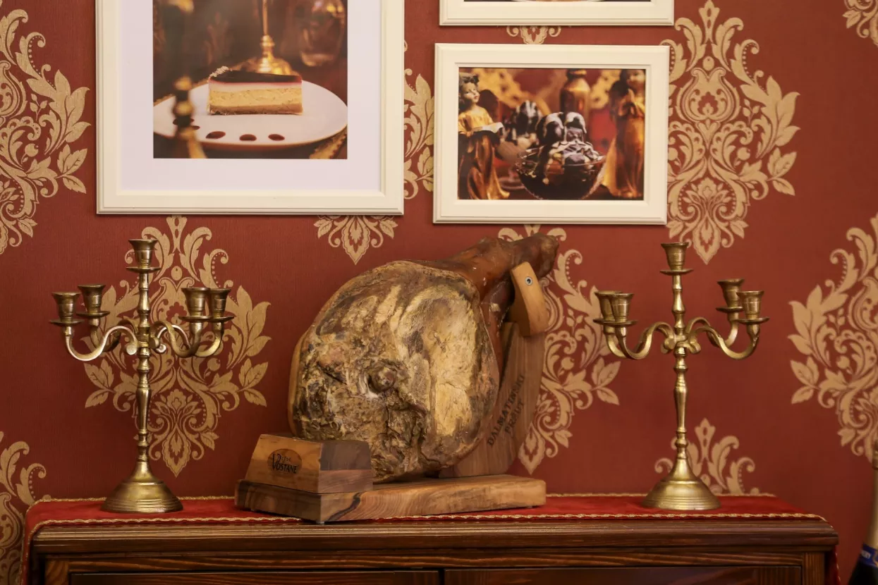 Tražen dalmatinski pršut - utrostručena proizvodnja, ali na izvoz ide 10 posto