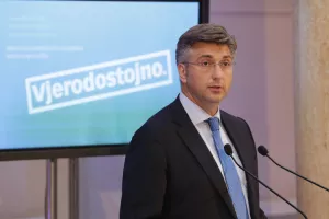 HDZ najavio gospodarski rast od pet posto i otpis duga blokiranim građana