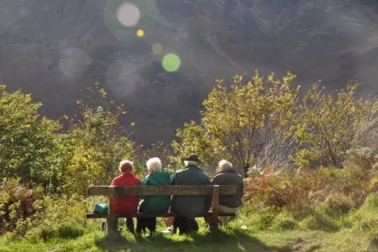 Treba li država subvencionirati staračke domove?