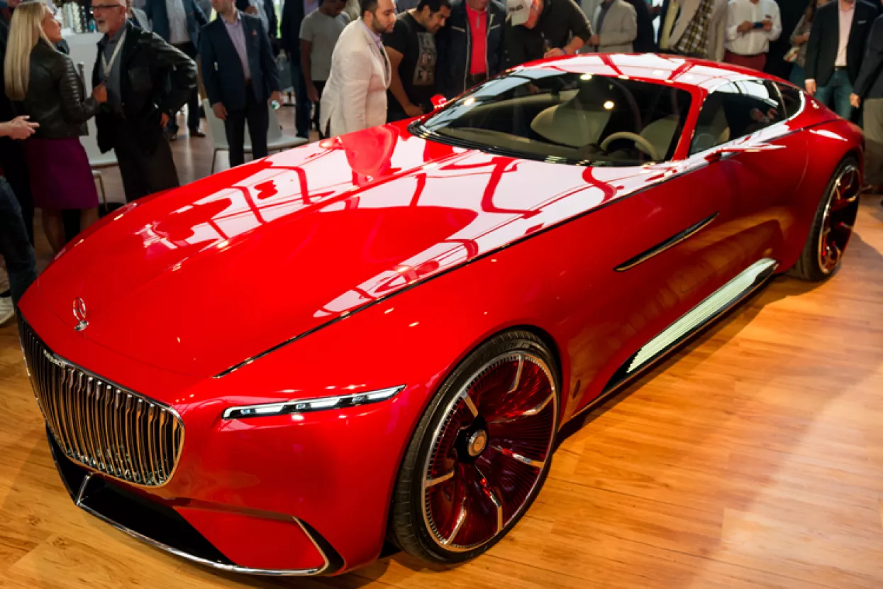 Uzmite besplatnih 50 eura i trgujte dionicama Mercedesa