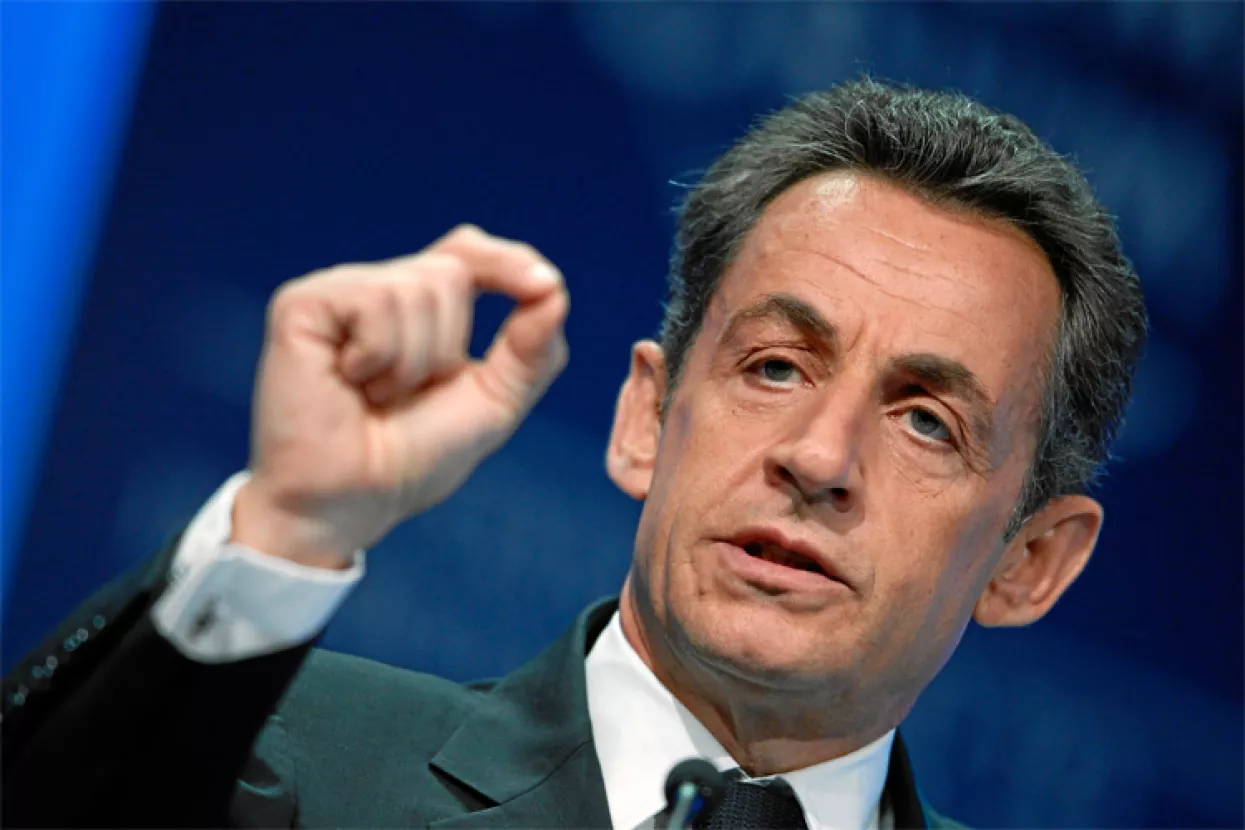 Kraj propalicama u Francuskoj: Sarkozy sve nemoguće tinejdžere želi strpati u vojsku