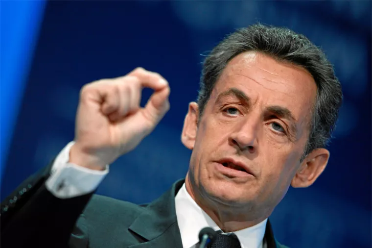 Kraj propalicama u Francuskoj: Sarkozy sve nemoguće tinejdžere želi strpati u vojsku