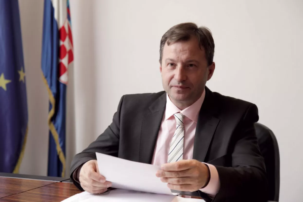 Ministar gospodarstva Panenić još nije naučio kakvi su odnosi uprava i vlasnika