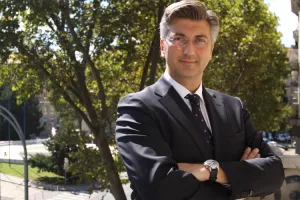 U HDZ-u počeli pregovori s Mostom o formiranju Vlade