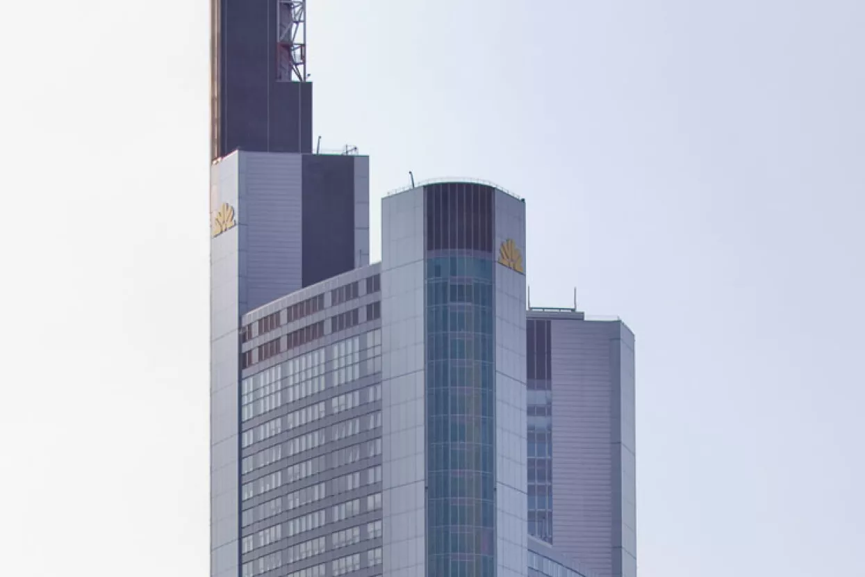 Njemačka banka Commerzbank ukida 9.600 radnih mjesta i uskraćuje dividendu radi restrukturiranja