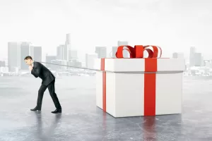 Upute za darivanje: O čemu sve treba voditi računa prilikom odabira poslovnog dara?