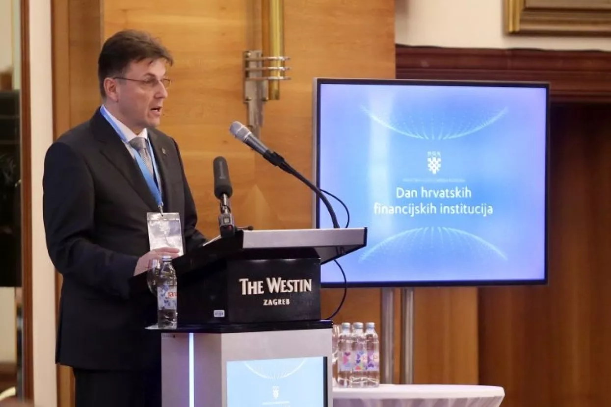 Saša Drezgić: Javne investicije u Hrvatskoj iznose tek 2,8 posto BDP-a, u Češkoj čak 7