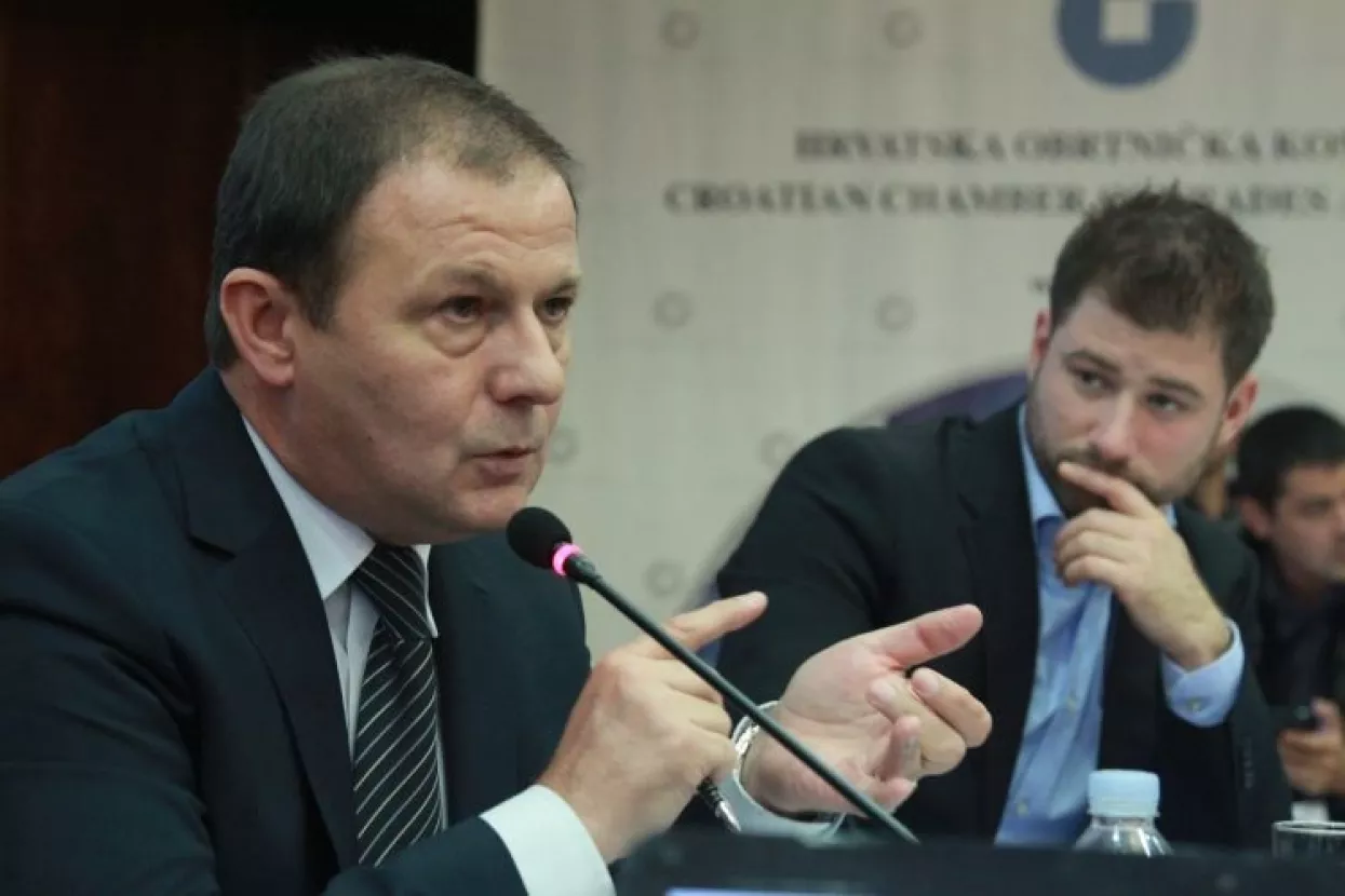 Okrugli stol o poreznoj reformi: Hrvatska već sad ima veći PDV u turizmu nego njeni konkurenti na Mediteranu