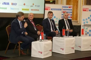 Roglić: Treba ući u rat s administracijom, u rezanje županija i općina