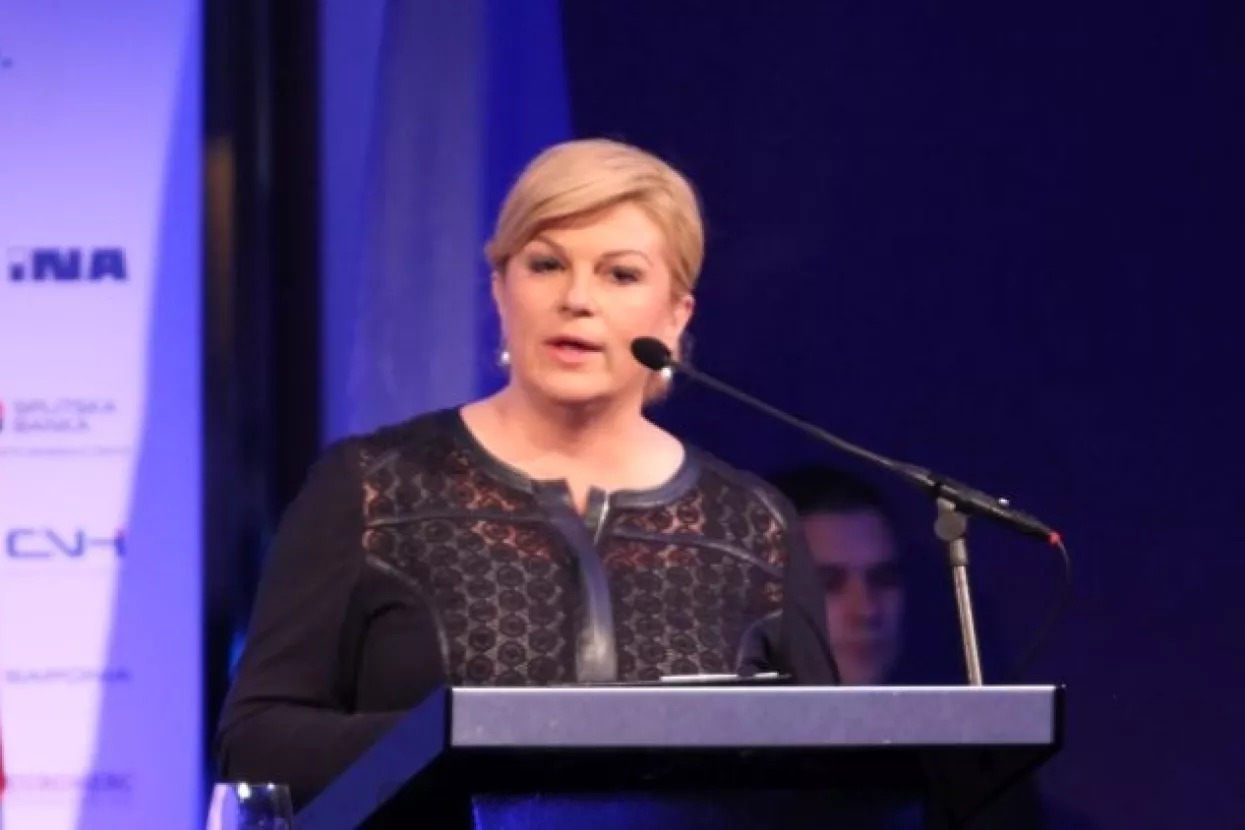 Grabar-Kitarović: Cilj gospodarskog savjeta je jačanje potrošnje, slabljenje regulacije