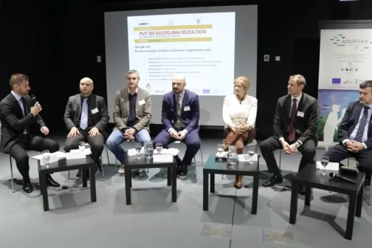 Okrugli stol: Ljudi su ključ uspjeha razvoja jedinica lokalne samouprave