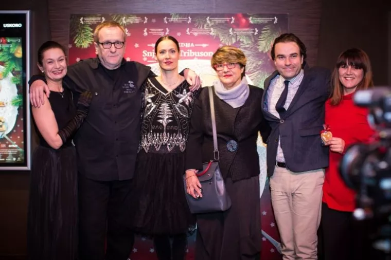 FOTO: Zagrebačka premijera nove božićne komedije Snježane Tribuson