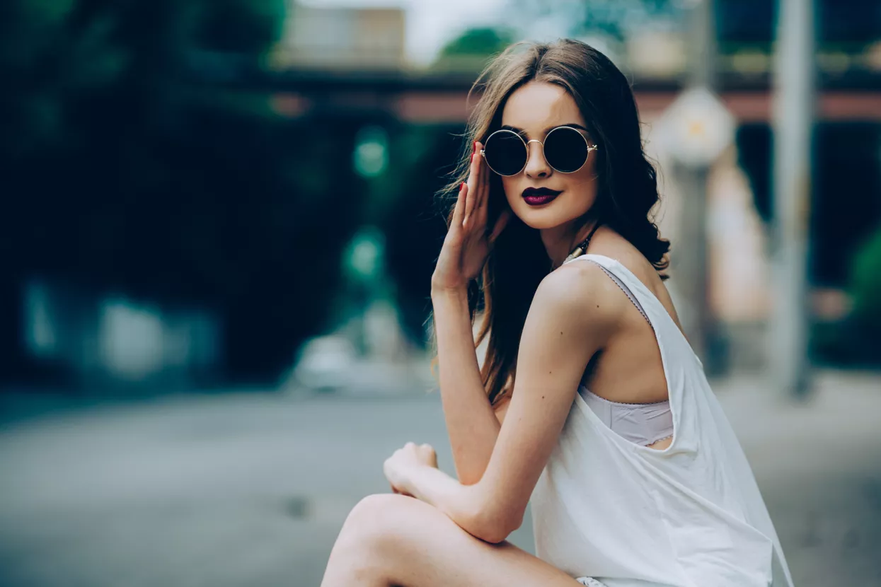 U novu modnu sezonu ući ćemo pokazujući ključne kosti, grudnjake i kapuljače