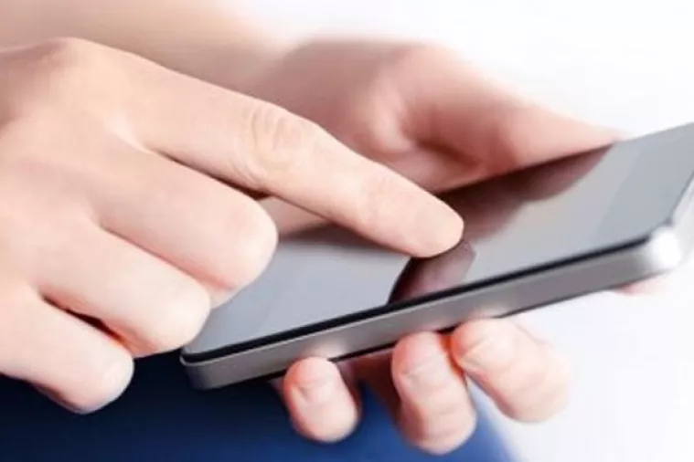 Ansip: Svaki Europljanin moći će koristiti mobilni telefon u roamingu bez dodatnih troškova