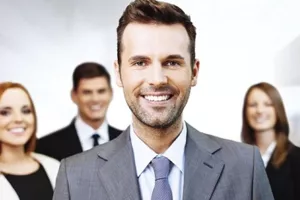 Možemo li biti istovremeno šef i prijatelj?