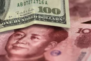 Kina u dva mjeseca potrošila 110 milijardi dolara deviznih rezervi za obranu juana