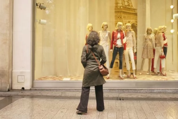 Promet u trgovini u studenom pao za 1,6 posto, porastao na godišnjoj razini