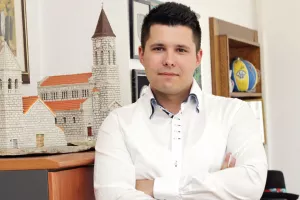 Predizborni aerodromi: Državnoj koaliciji HDZ-a i Mosta prijete i lokalna isku&scaron;enja