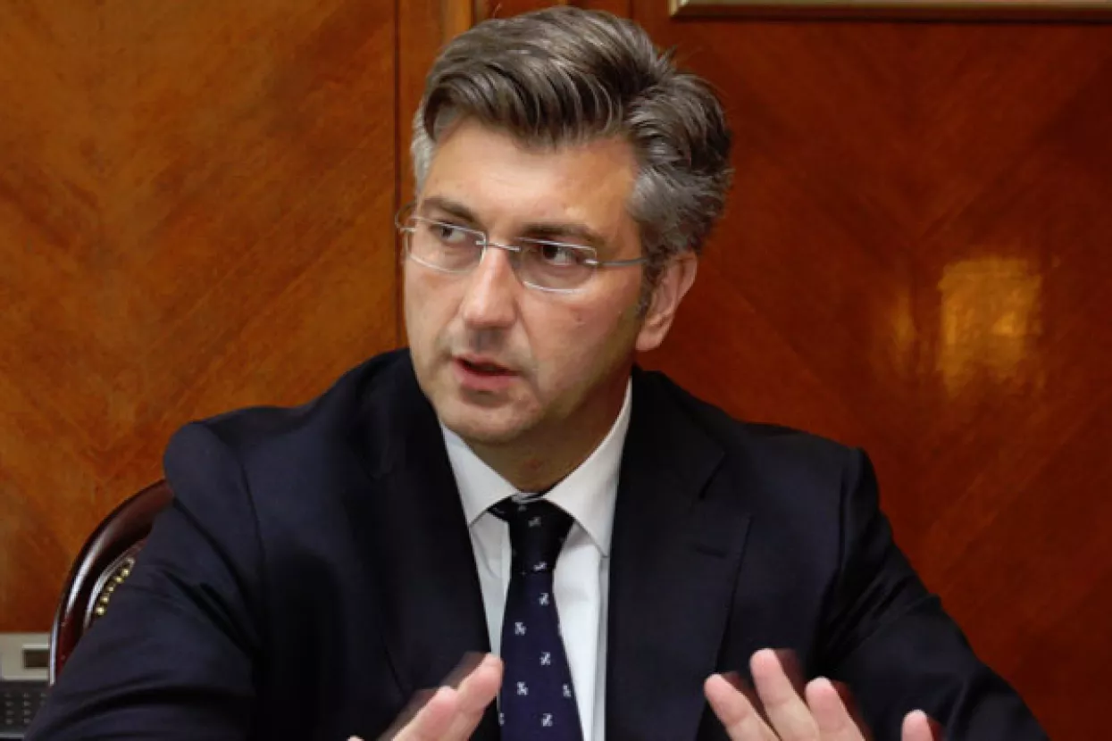Plenković odgovorio Bernardiću u Saboru: Još nisam čuo bolji model za Inu od prodaje HEP-a